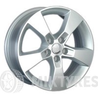 Replay Chevrolet (GN70) 6.5x16 5x105 ET 39 Dia 56.6 (Silver)